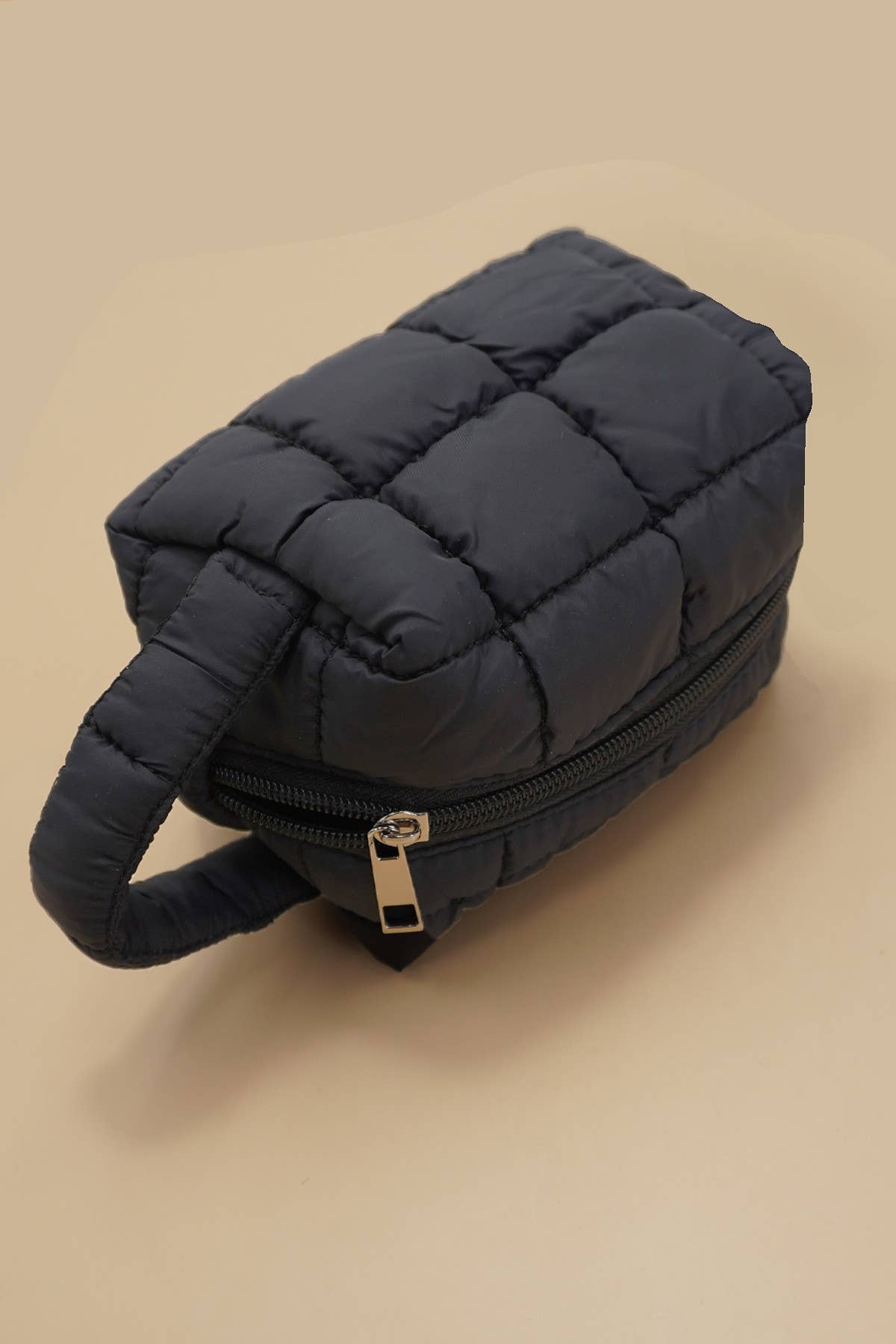 PUFFY COSMETIC CLUTCH