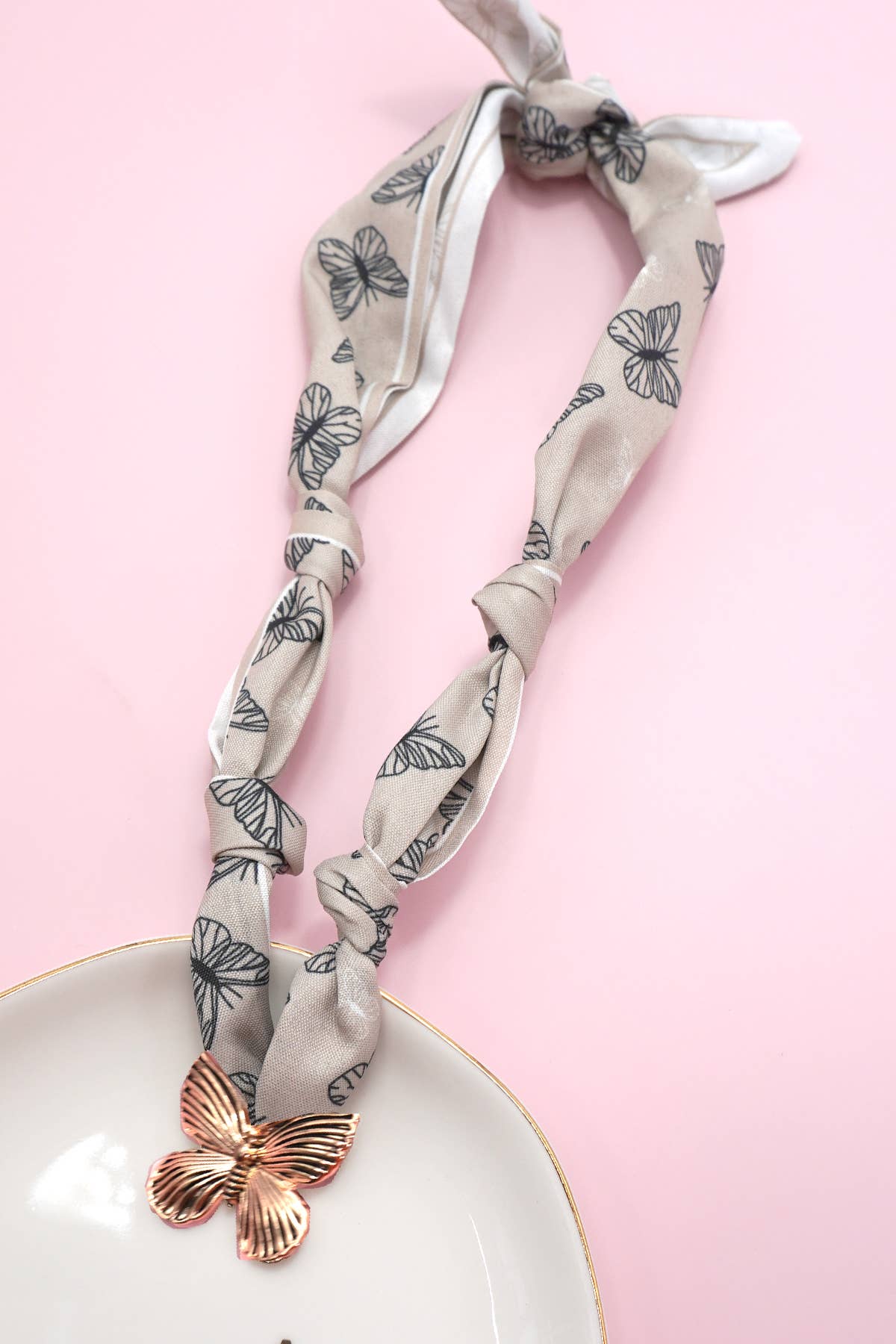 HANDMADE SCARF CHARM NECKLACES