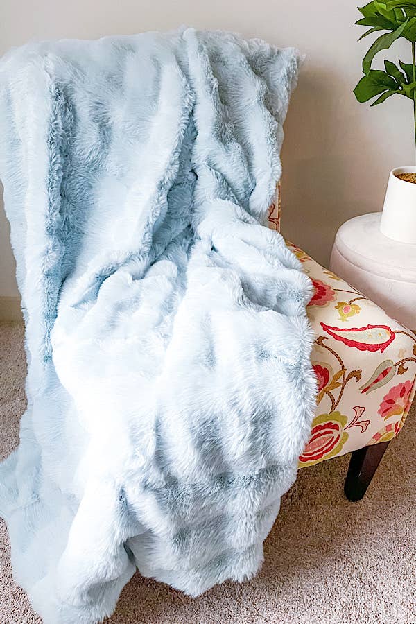 Light Blue Faux Rabbit Fur Luxury Blanket