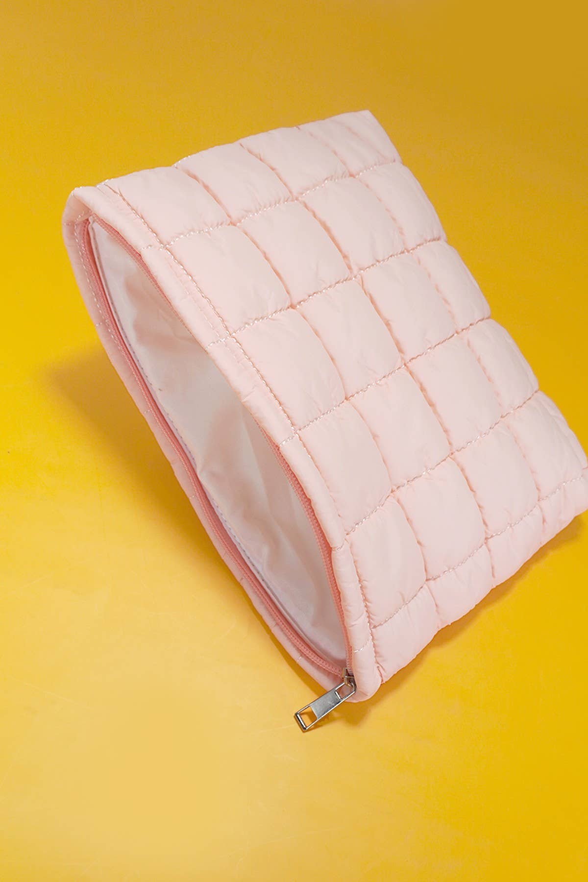 QUILTED PUFFY COSMETIC BAG