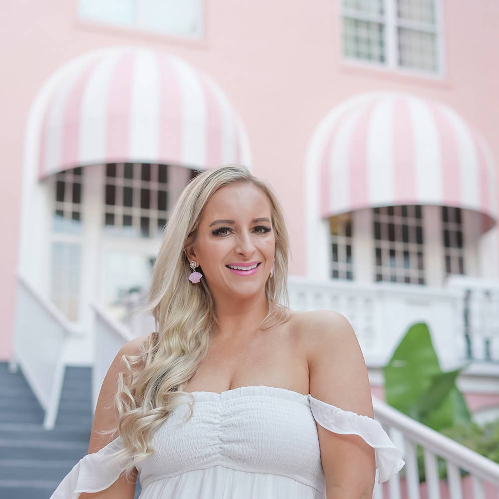 CANVAS Style x @thelovelyflamingo Enamel Scallop Shell Pearl Cluster Drop Earring in Pink
